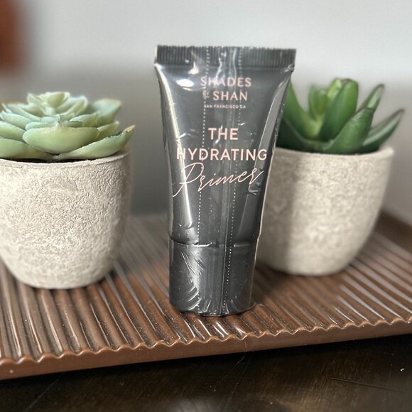 Shades By Shan Hydrating Primer - Picture 1 of 1